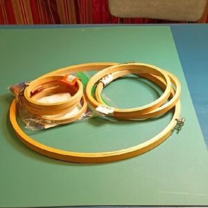 Vintage Wooden Embroidery Hoops - Natural Brown